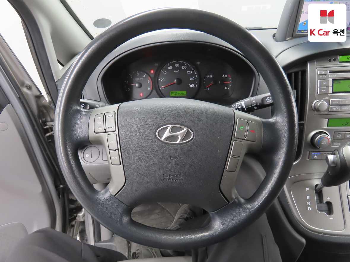 هيونداي جراند ستاريكس 2015 - صورة 10