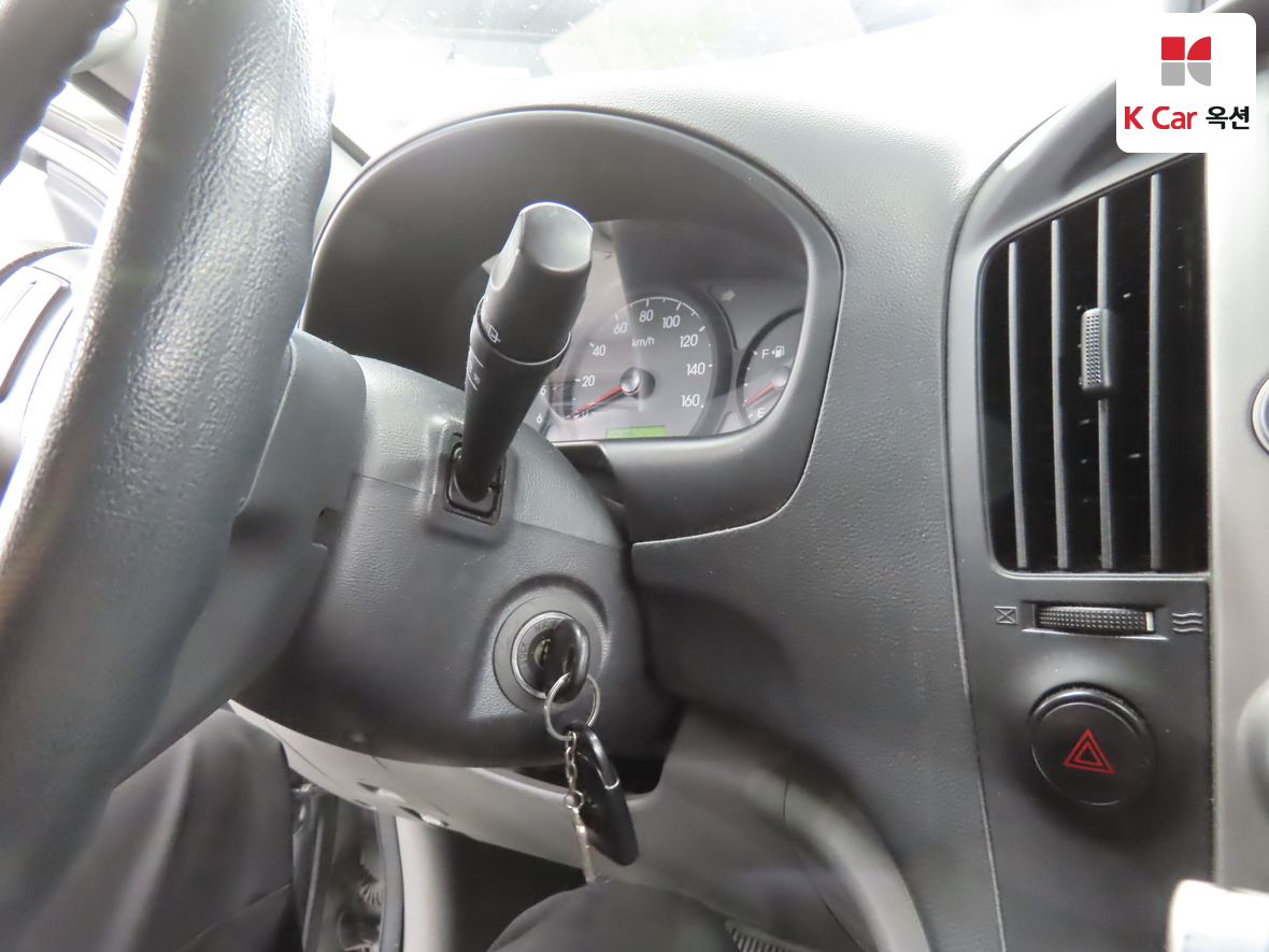 هيونداي جراند ستاريكس 2015 - صورة 11