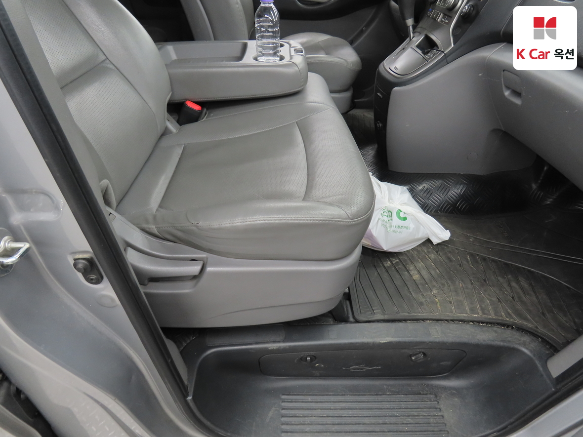 هيونداي جراند ستاريكس 2015 - صورة 29