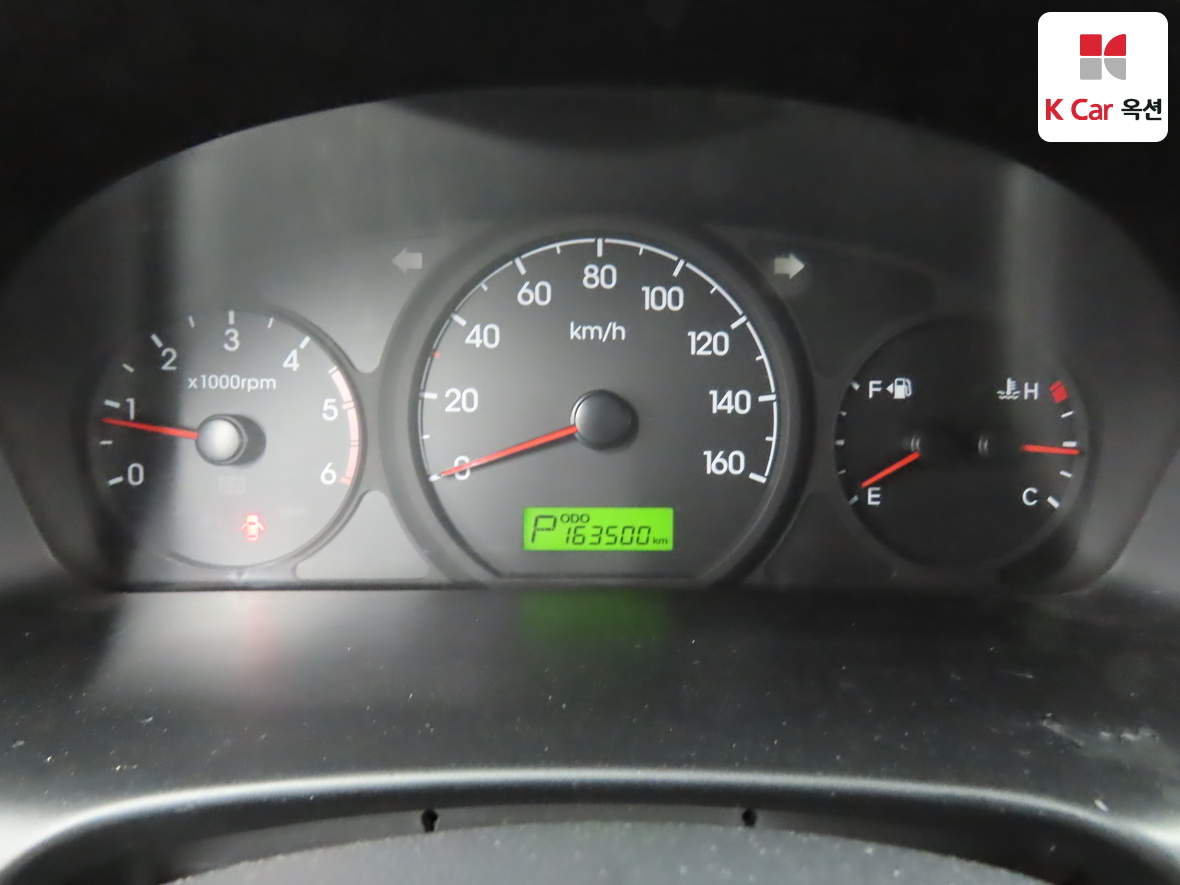 هيونداي جراند ستاريكس 2015 - صورة 5