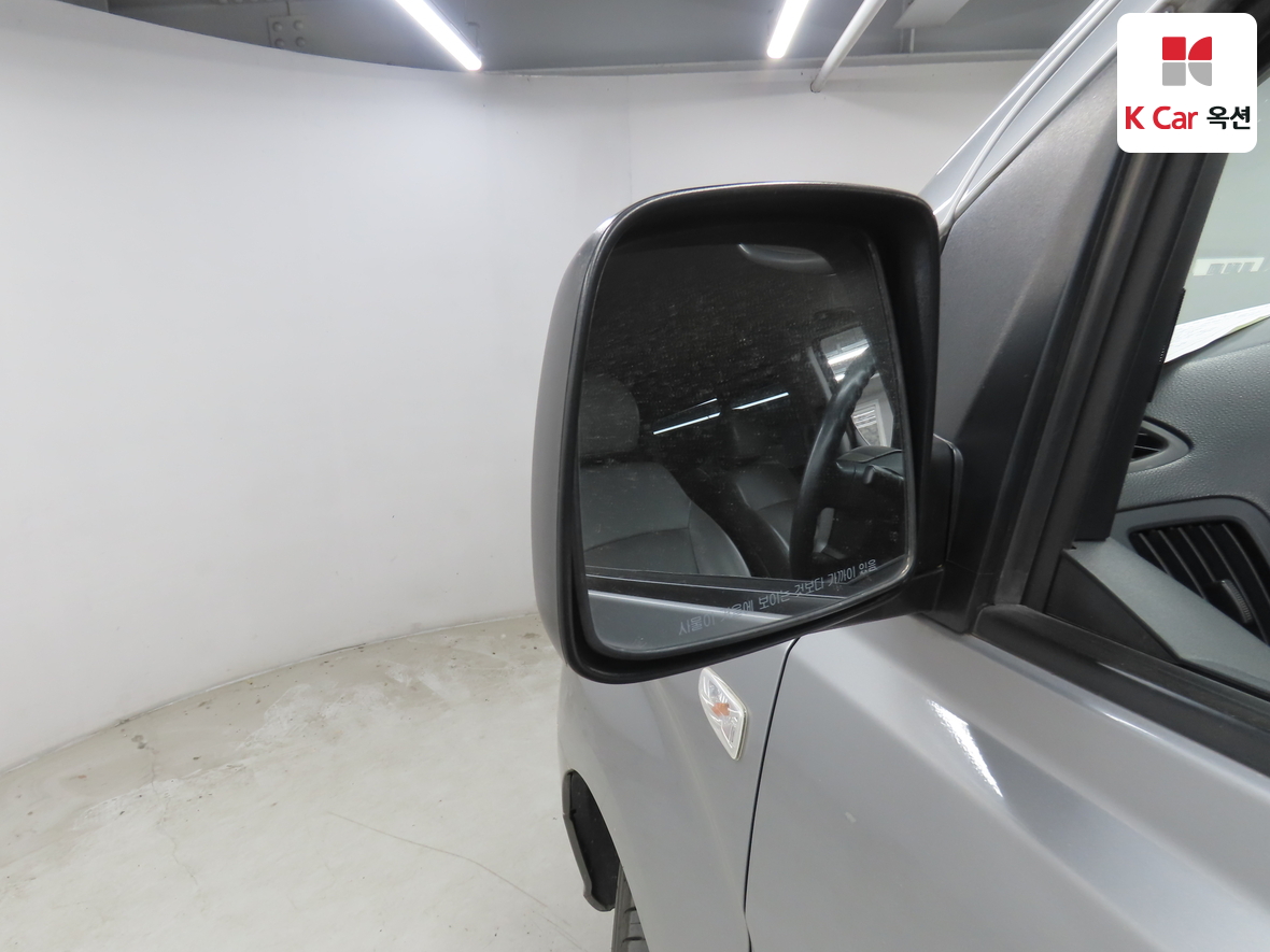 هيونداي جراند ستاريكس 2015 - صورة 22