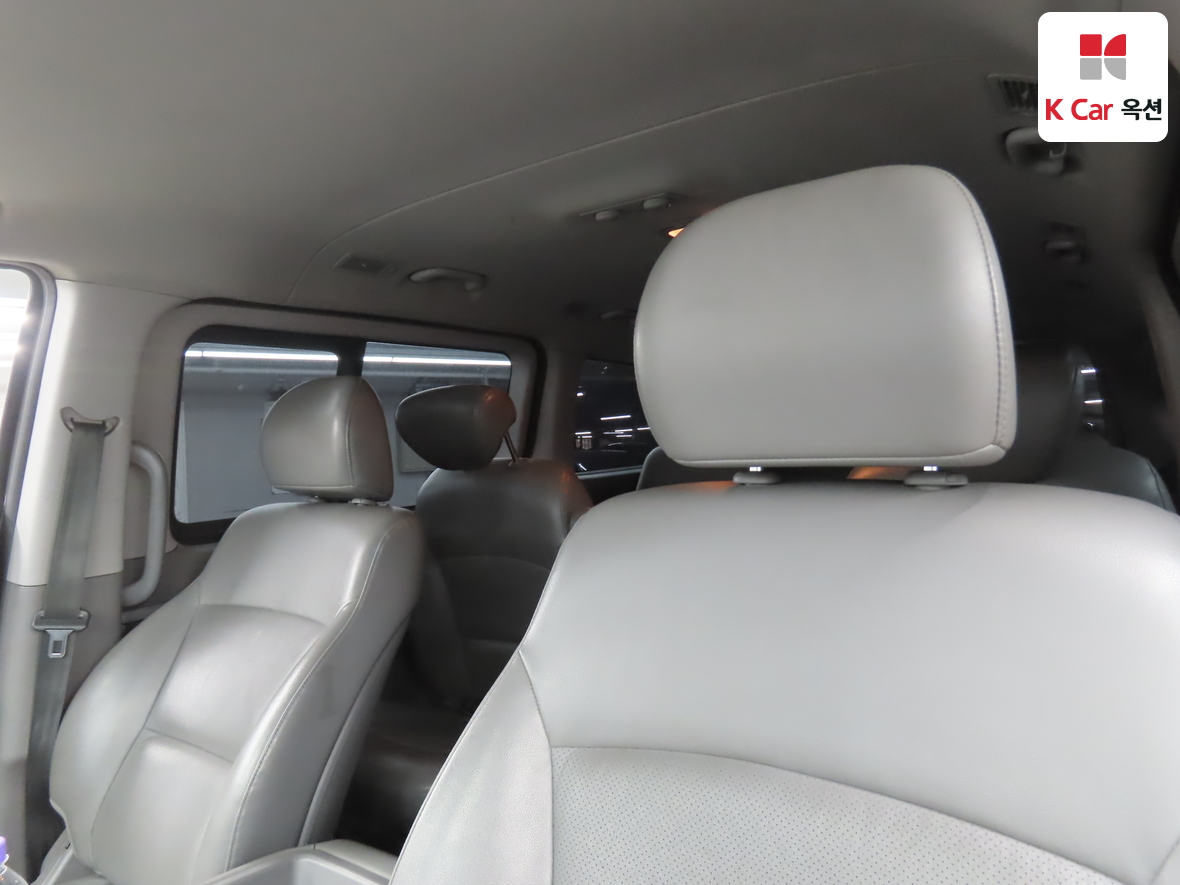 هيونداي جراند ستاريكس 2015 - صورة 19