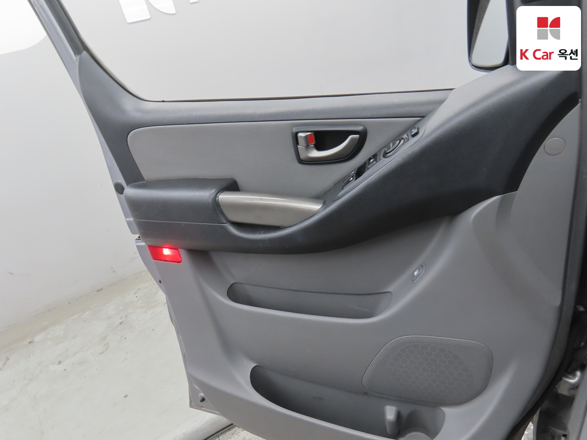 هيونداي جراند ستاريكس 2015 - صورة 8