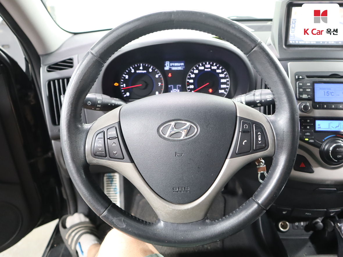 Hyundai i30 2011 - Image 10