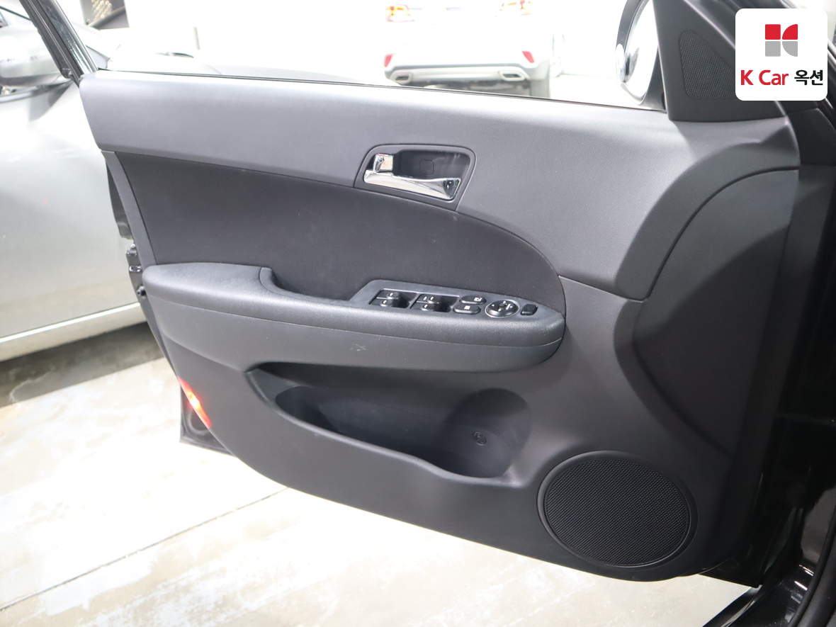 Hyundai i30 2011 - Image 8