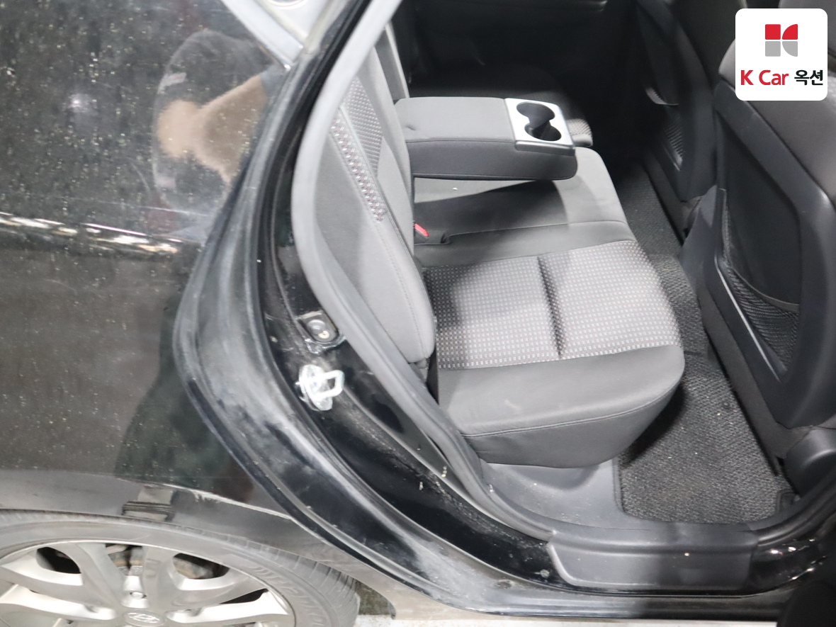 Hyundai i30 2011 - Image 28
