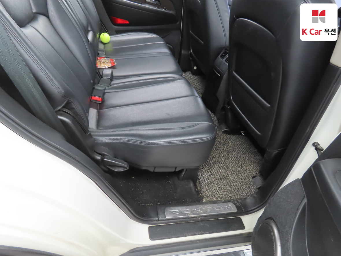 KG Mobility Rexton 2015 - Image 31