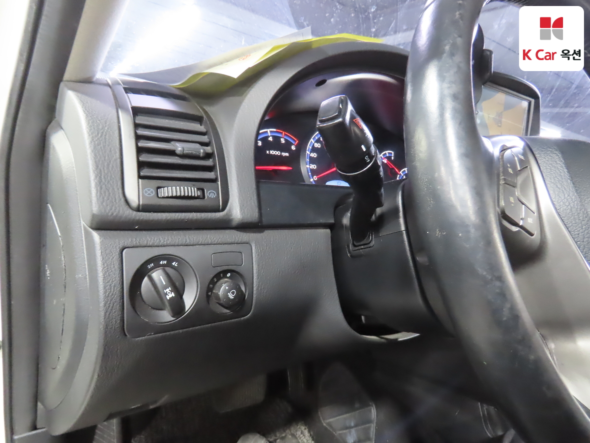 KG Mobility Rexton 2015 - Image 9
