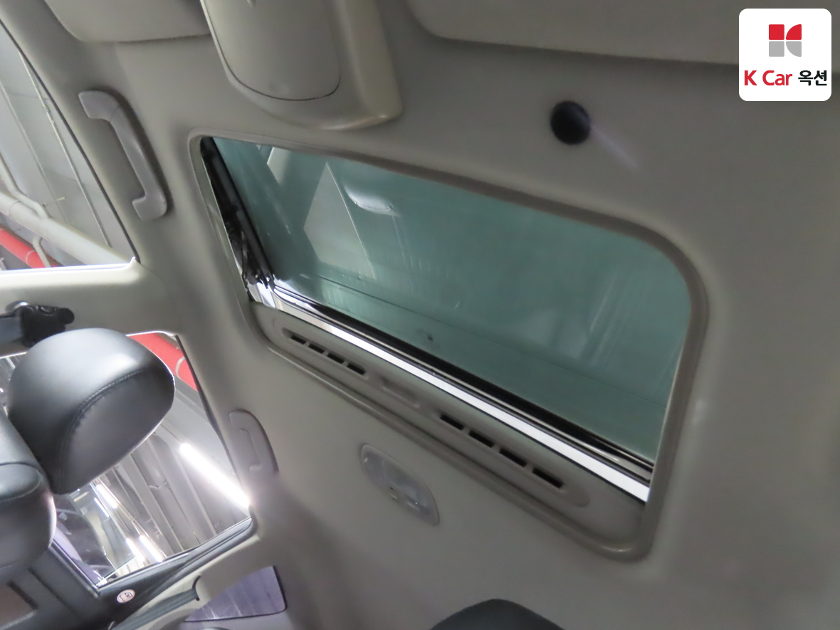 KG Mobility Rexton 2015 - Image 24