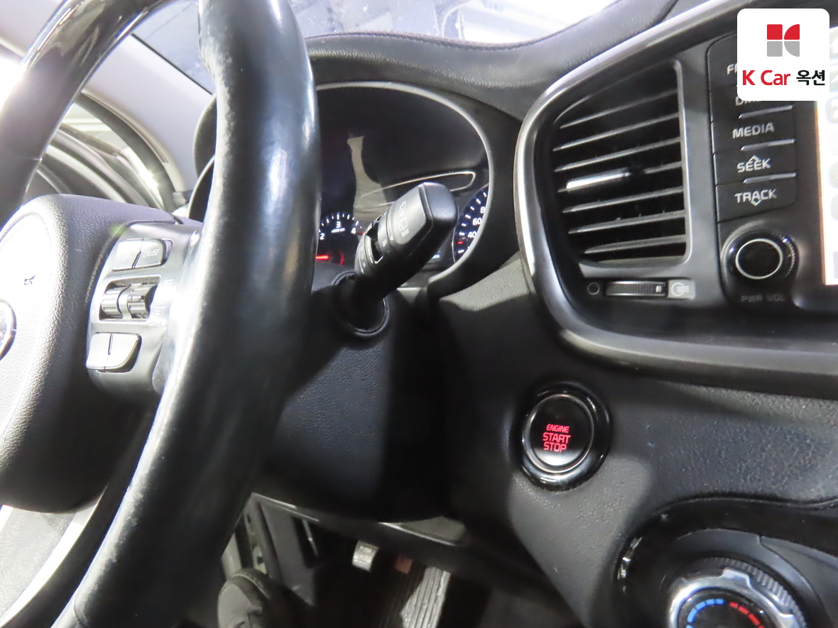 Kia Sorento - 11
