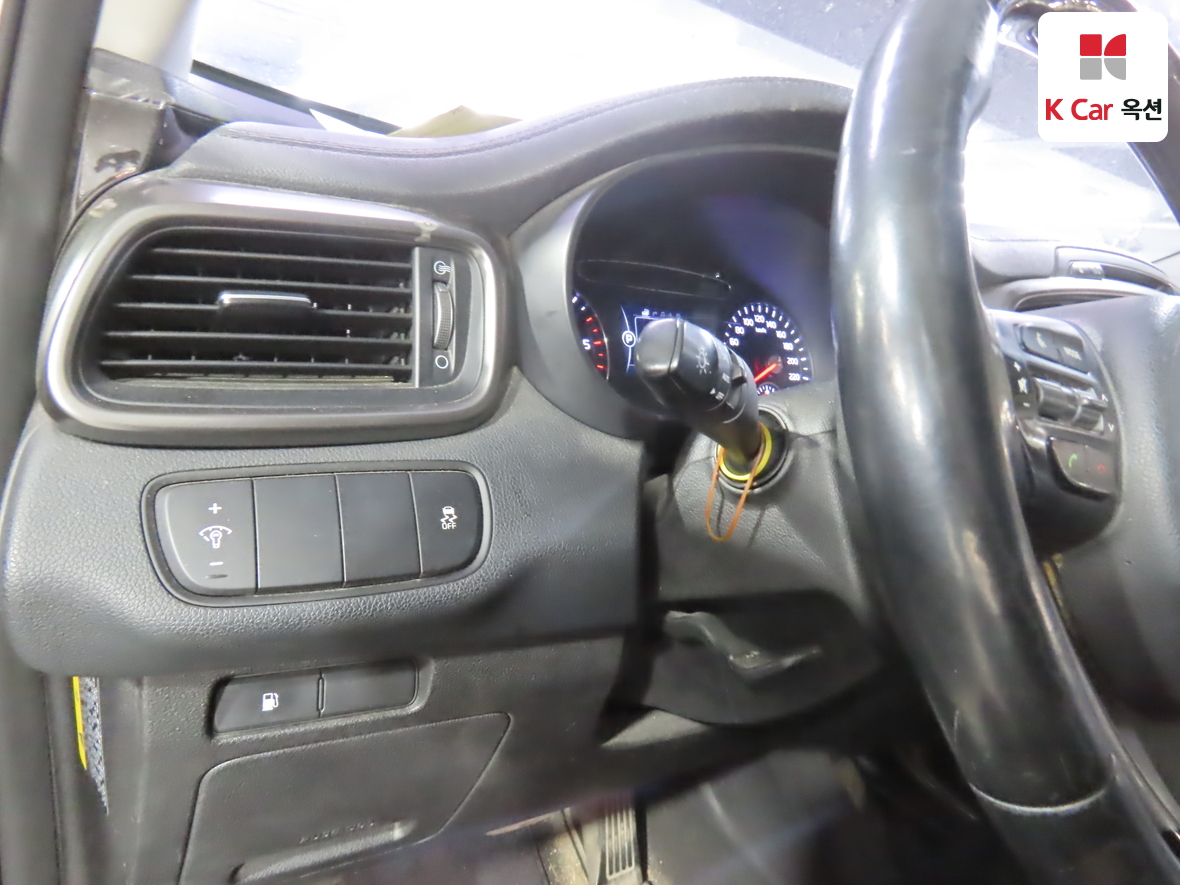 Kia Sorento - 9