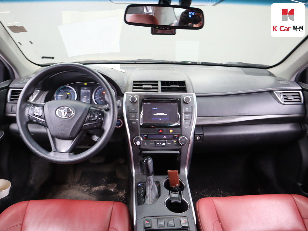 Toyota Camry - 3