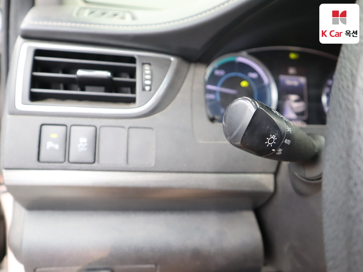 Toyota Camry - 9