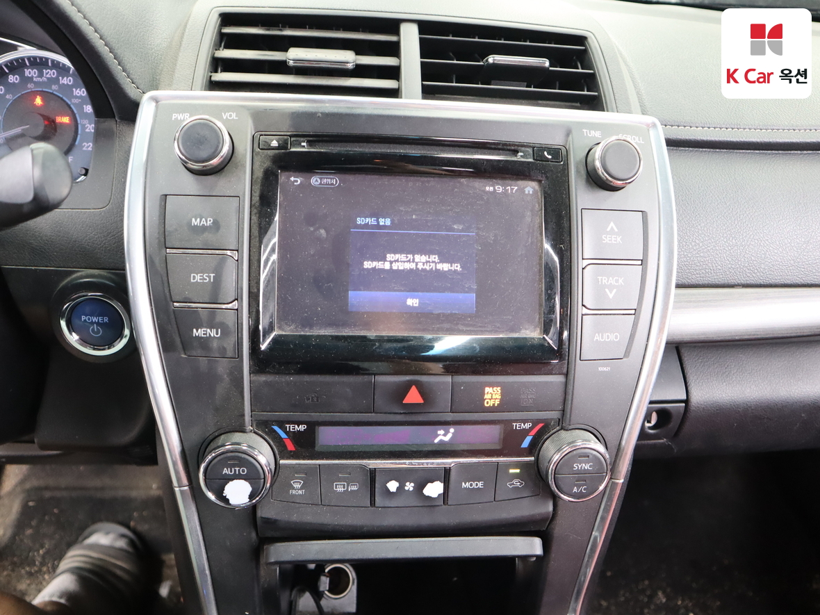 Toyota Camry - 6