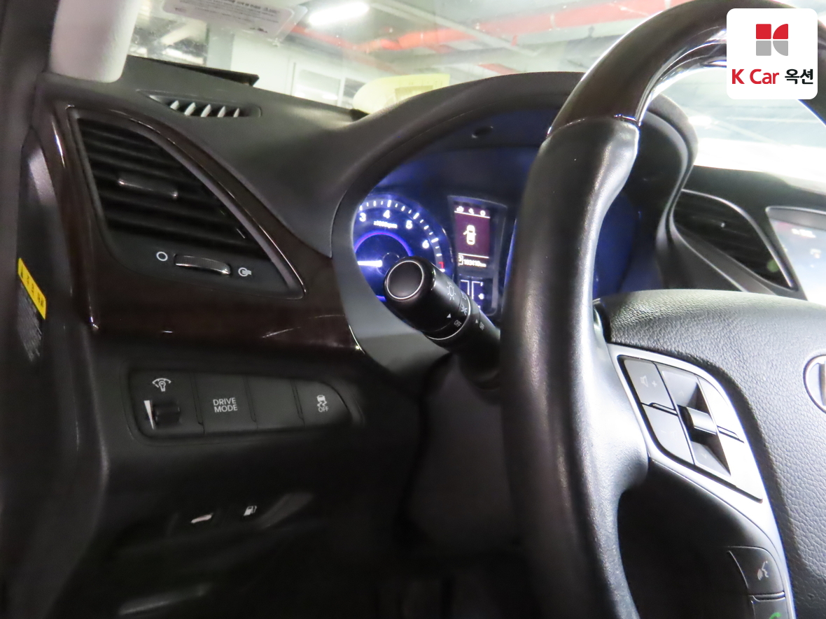 Hyundai AZERA - 9