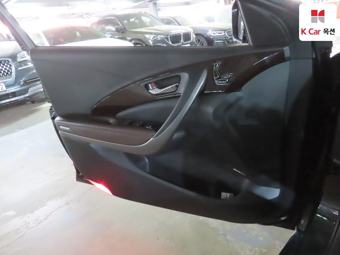 Hyundai AZERA - 8