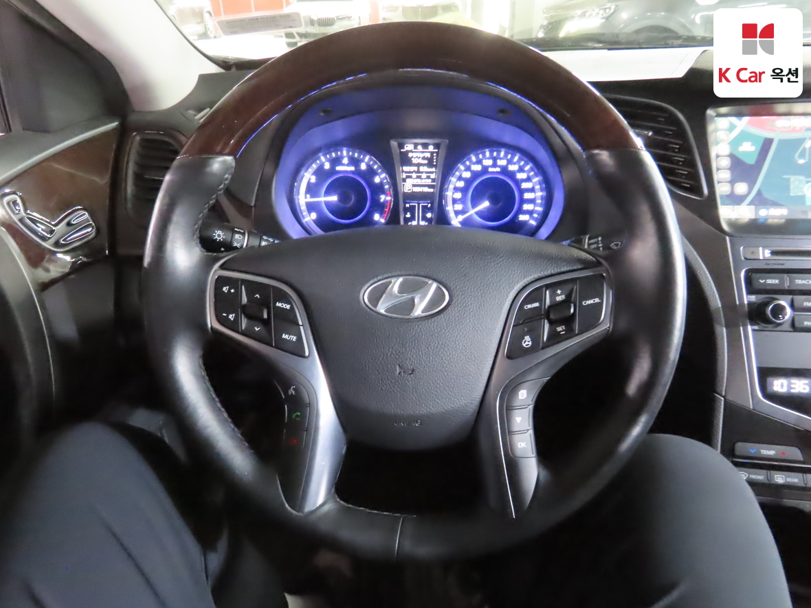 Hyundai AZERA - 10