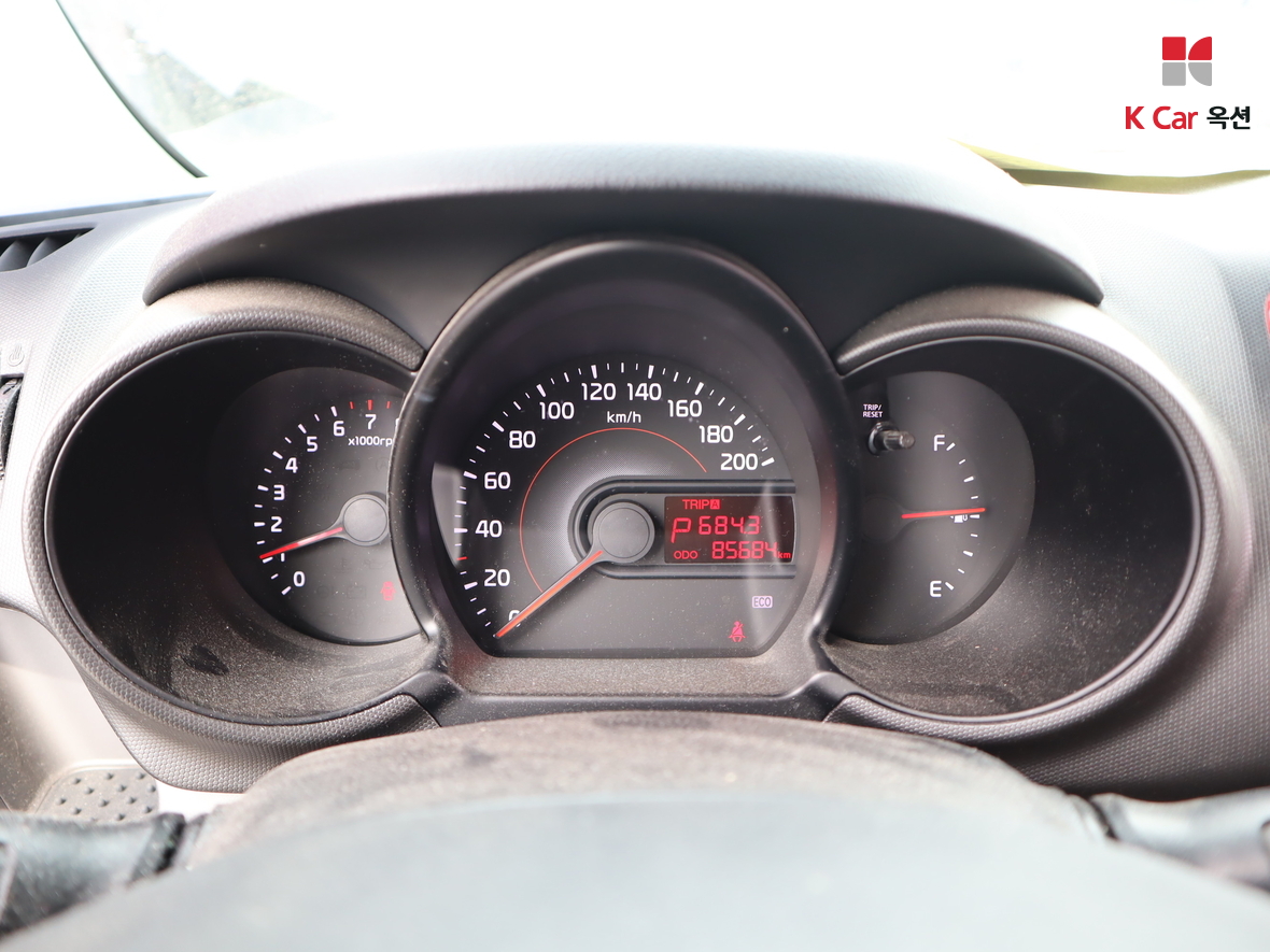 Kia Ray - 5