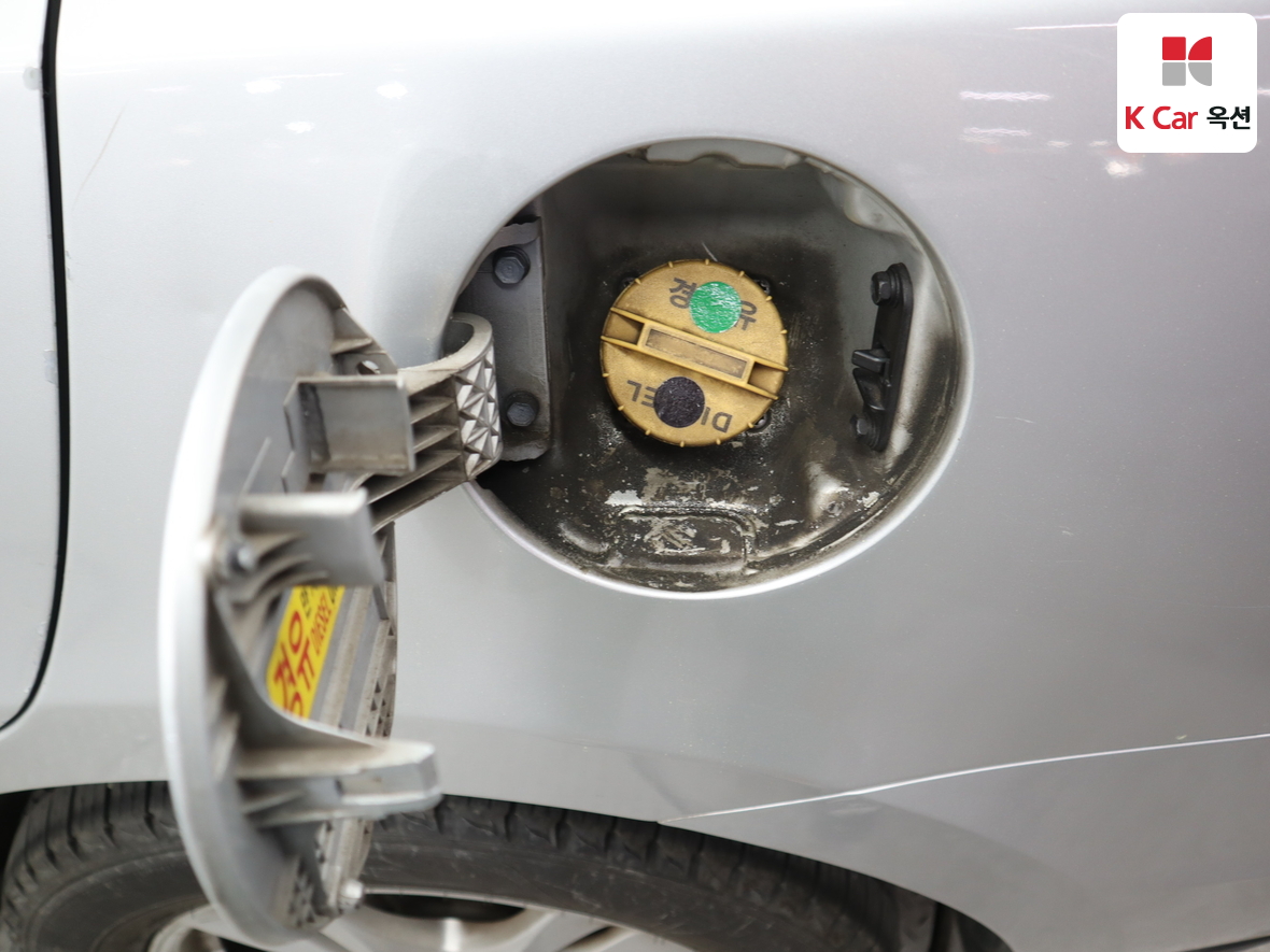 Hyundai Santa Fe 2011 - Image 23