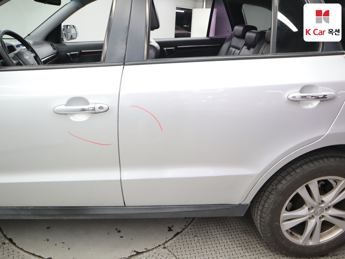 Hyundai Santa Fe 2011 - Image 37