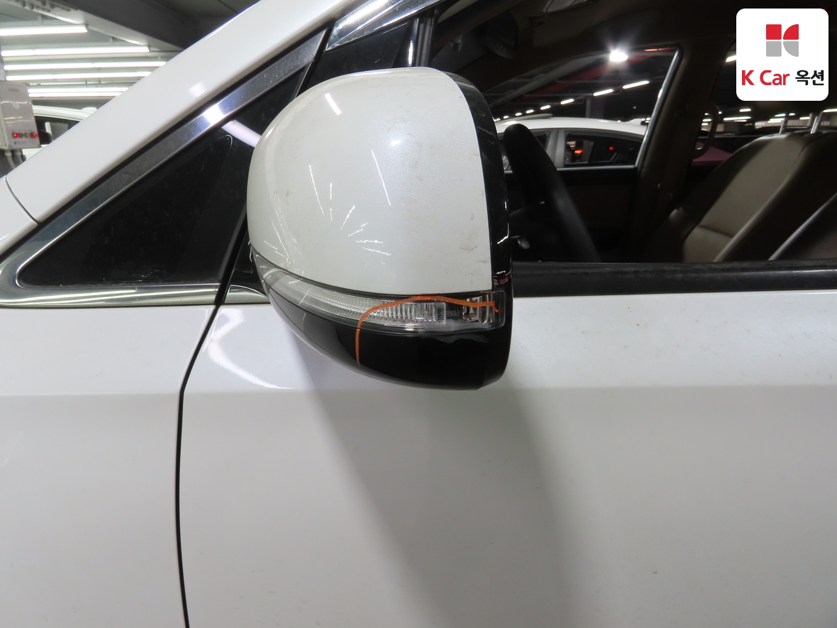 Kia New Carnival - 34
