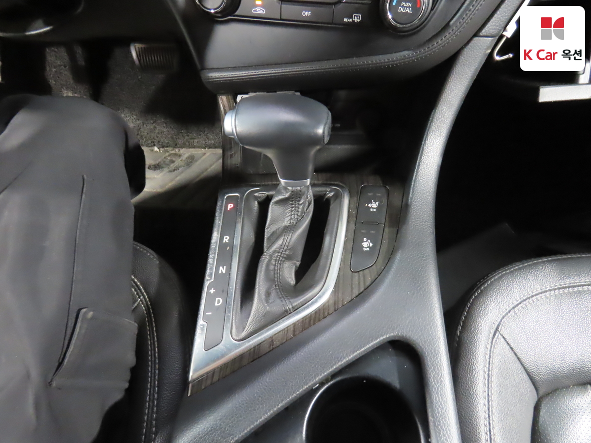 Kia K5 2012 - Image 16