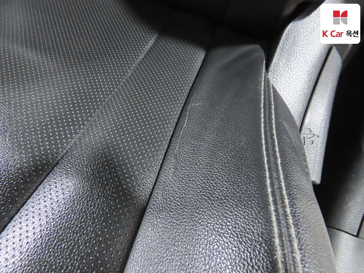 Kia K5 2012 - Image 20