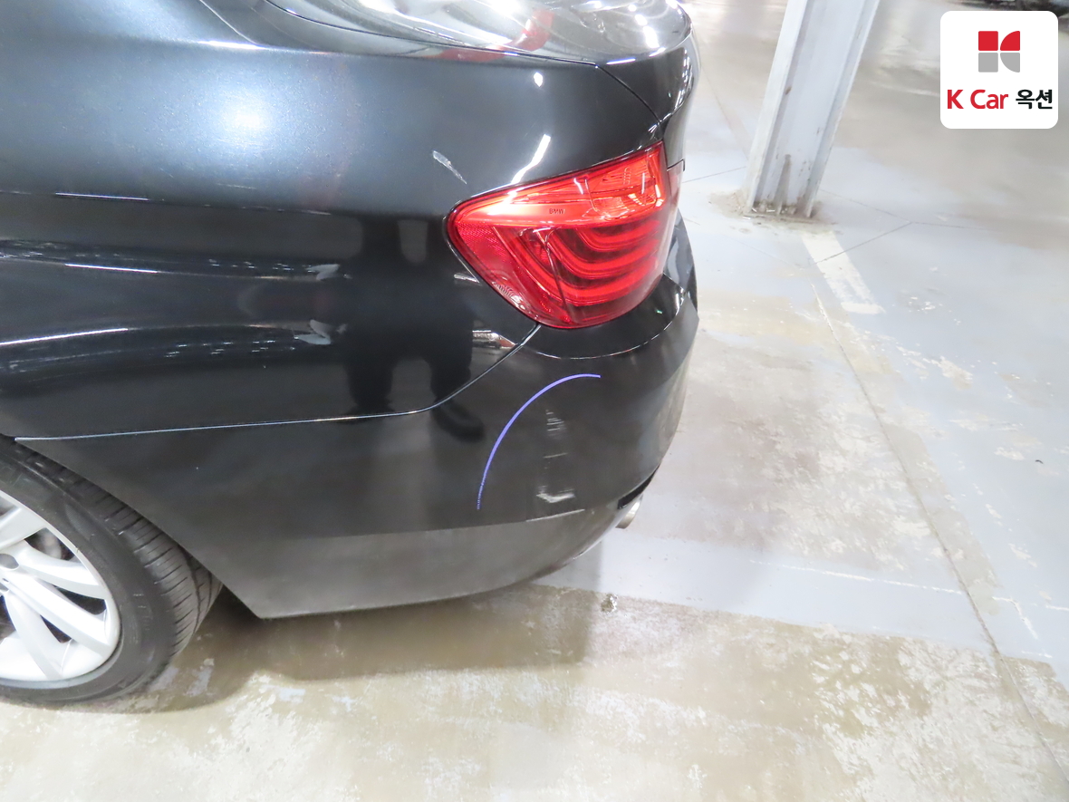 BMW 5 Series - 42