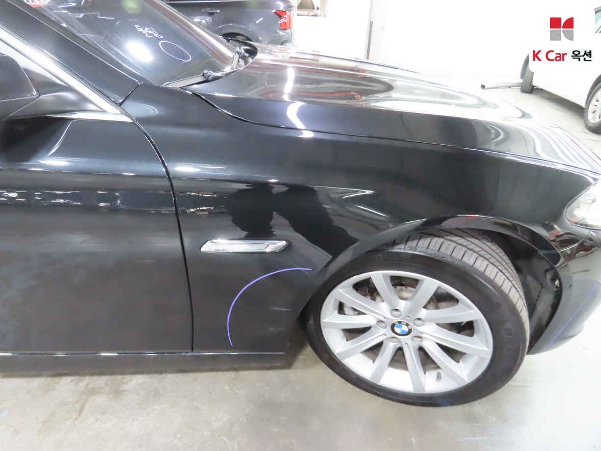 BMW 5 Series - 46