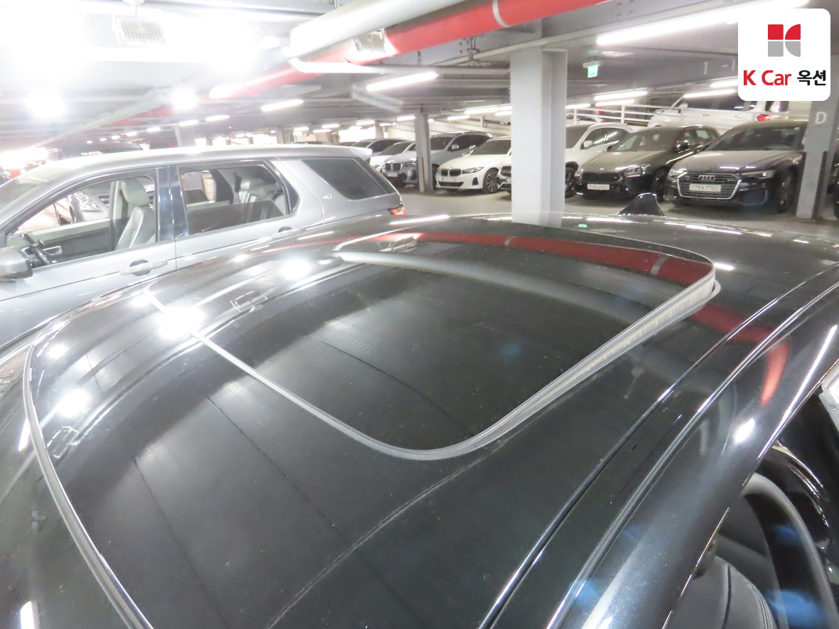 BMW 5 Series - 23