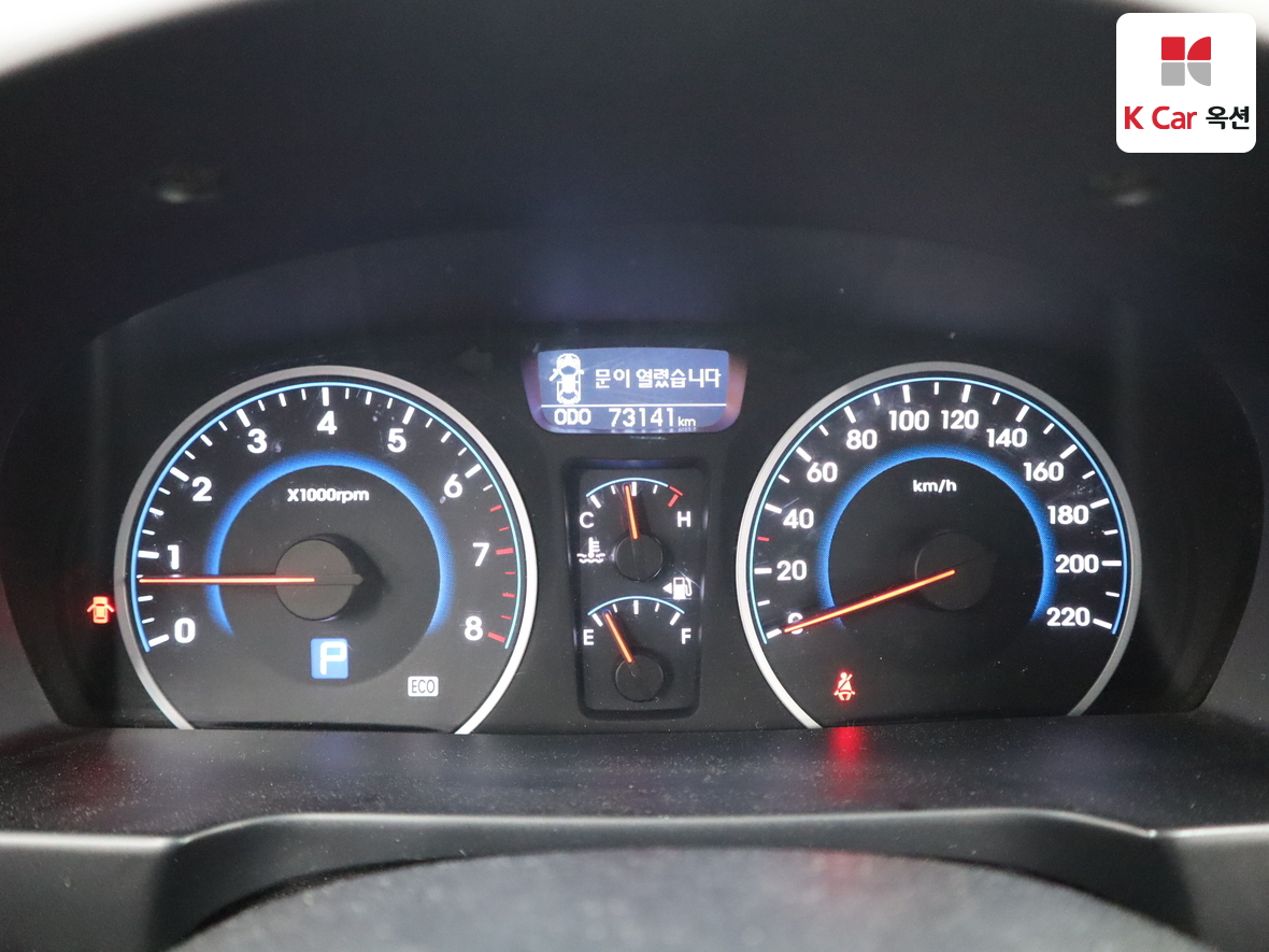 Hyundai Elantra - 5