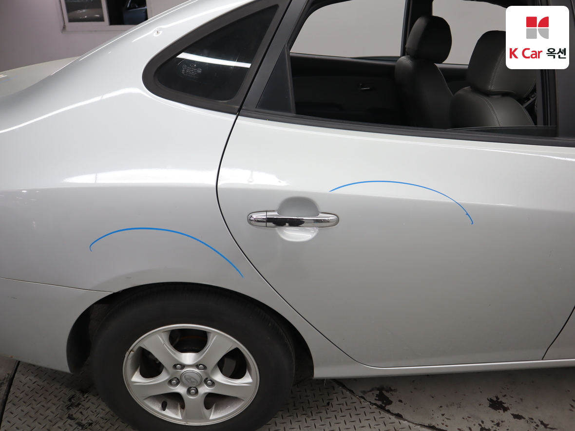 Hyundai Elantra - 40