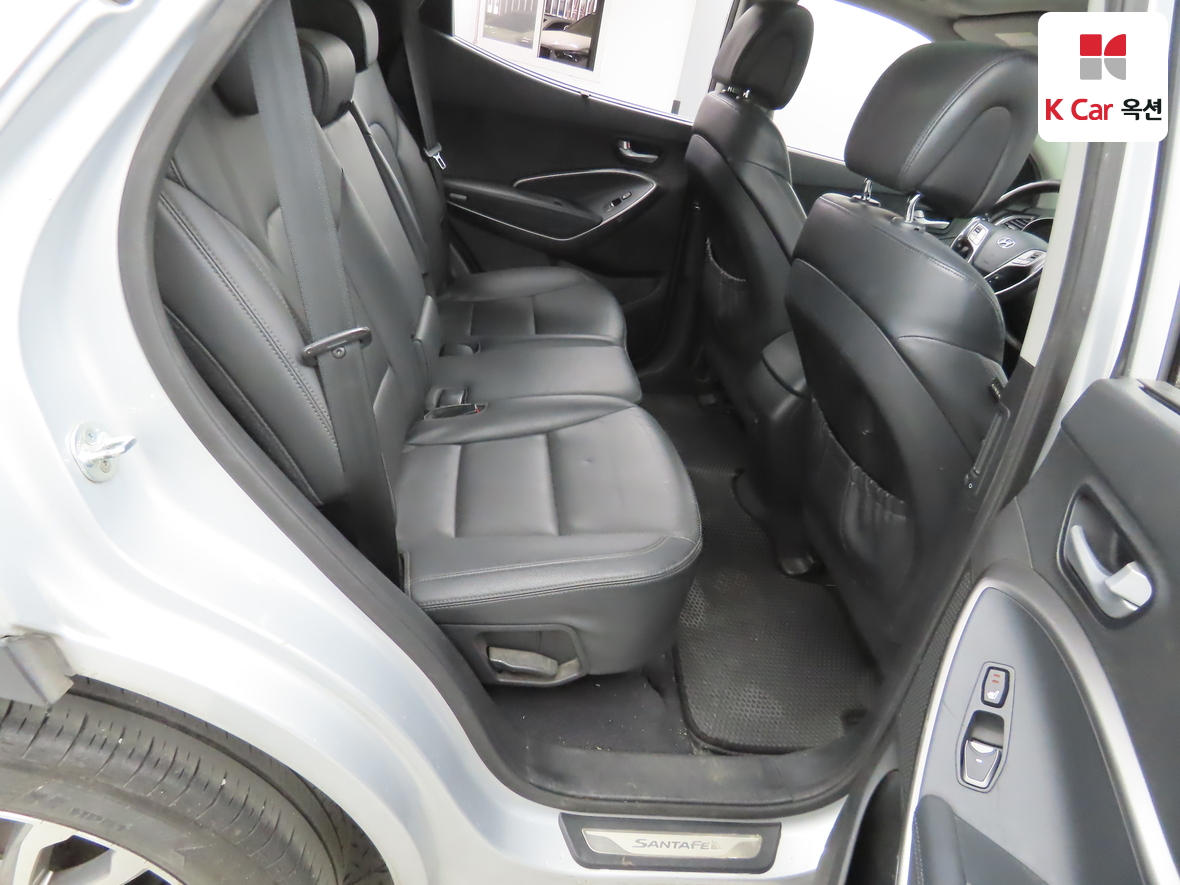 Hyundai Santa Fe - 31