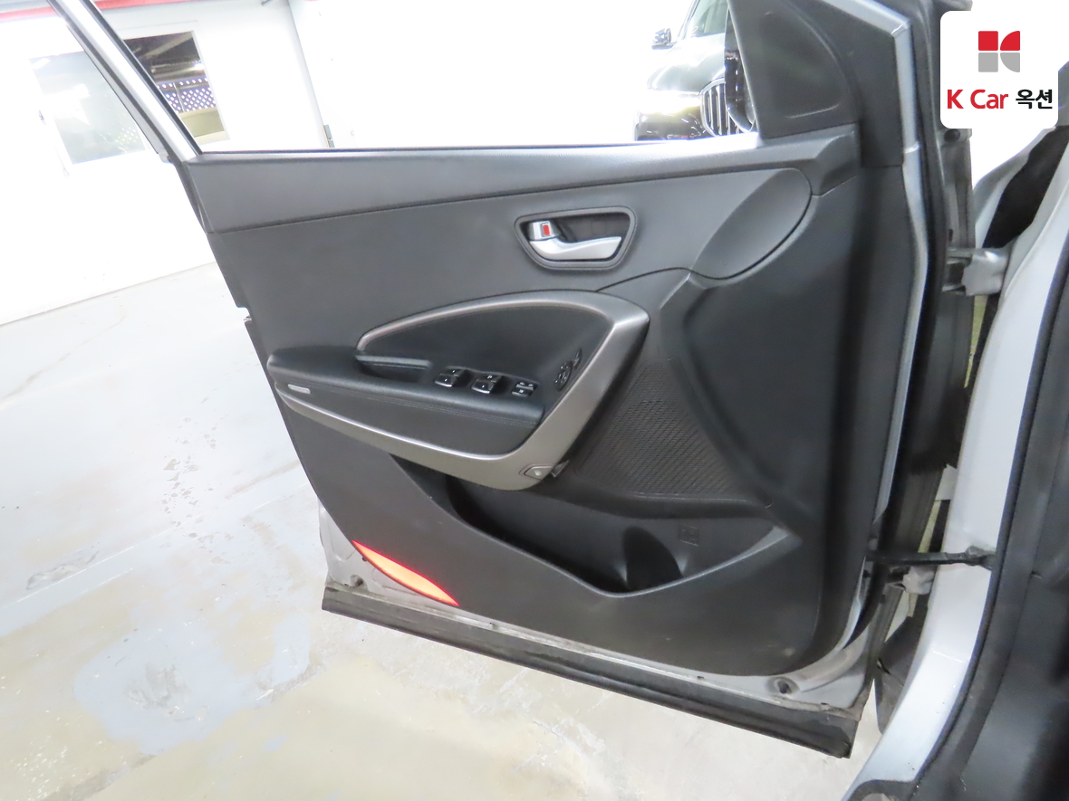 Hyundai Santa Fe - 8