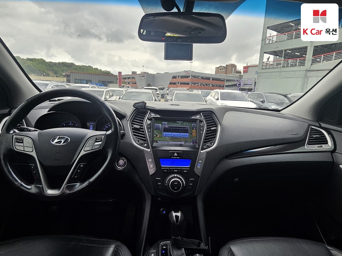 Hyundai Santa Fe - 3