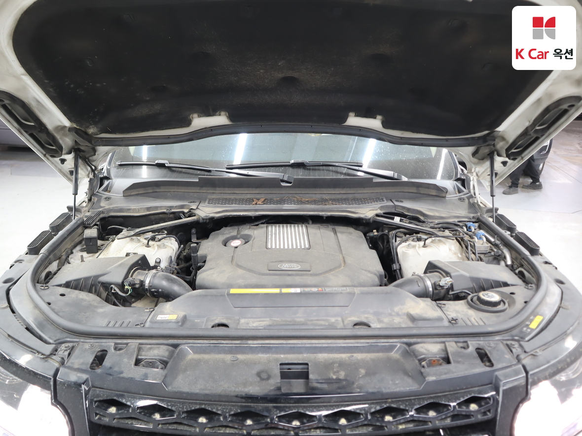 Land Rover Range Rover - 34