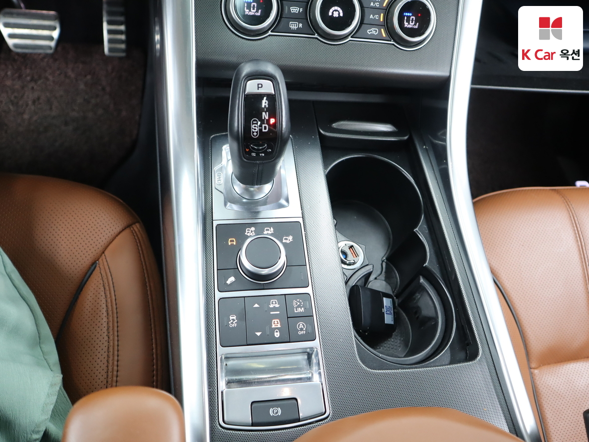 Land Rover Range Rover - 16