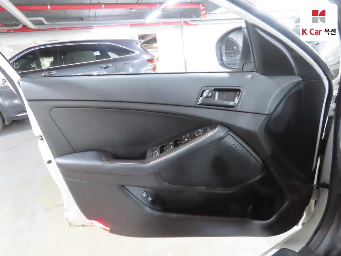 Kia K5 - 8