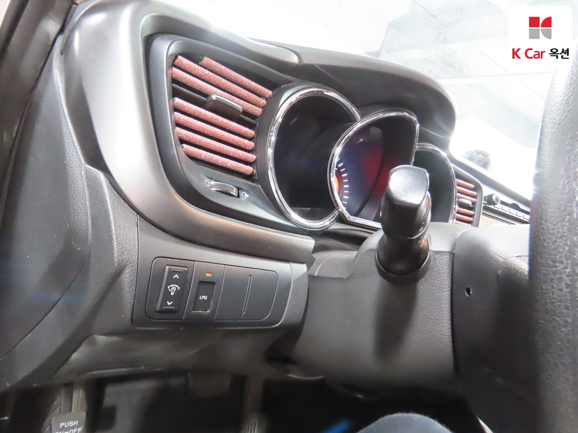 Kia K5 - 9
