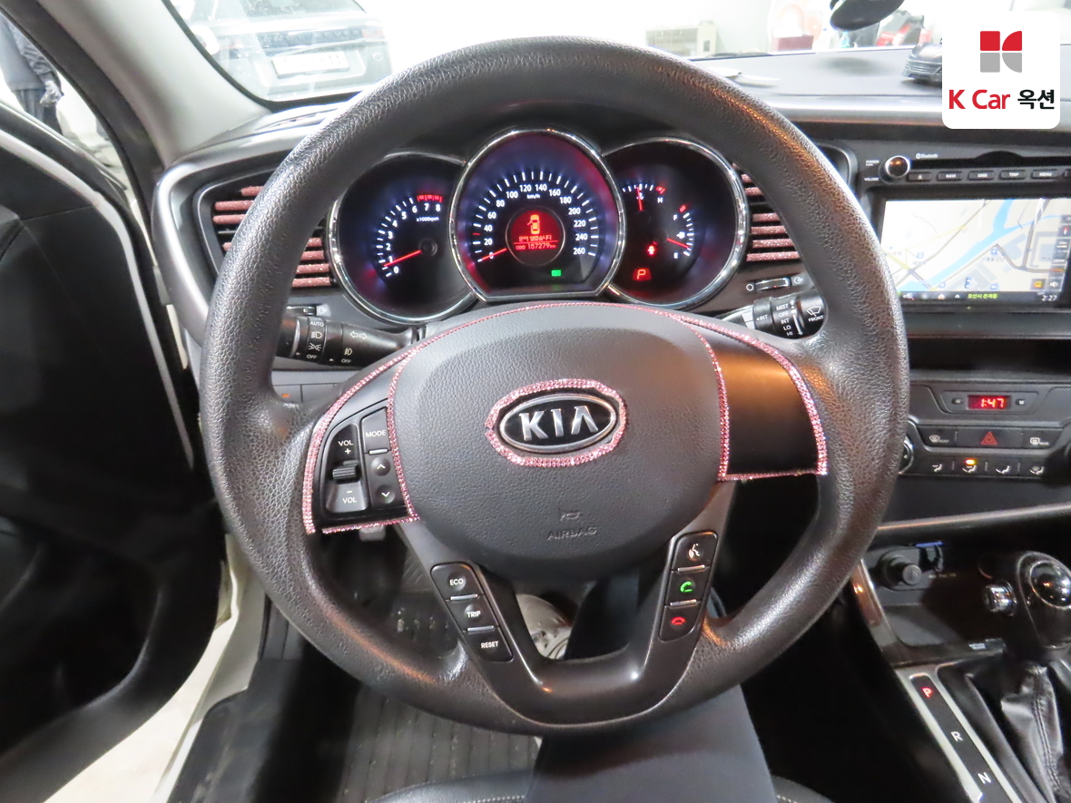 Kia K5 - 10