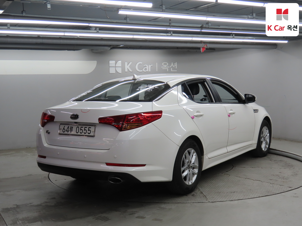 Kia K5 - 2