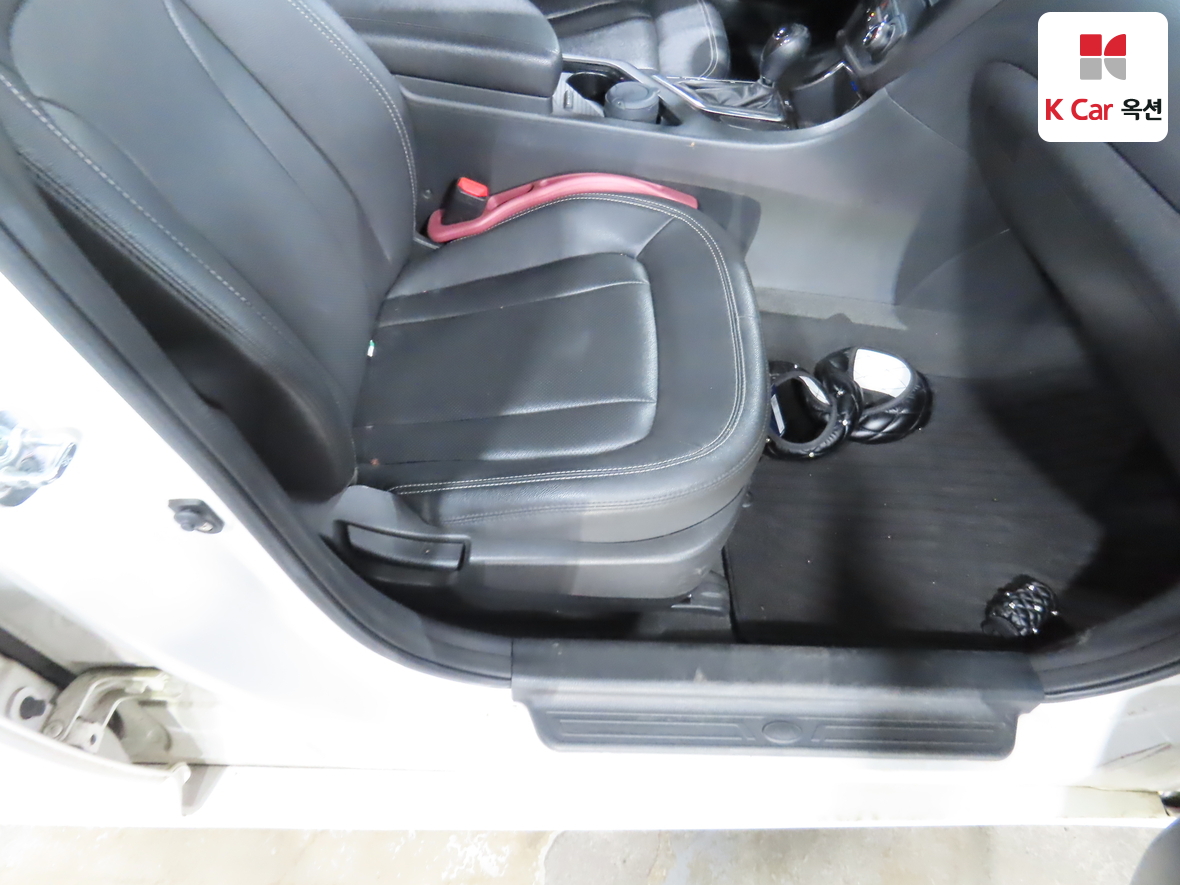 Kia K5 - 28