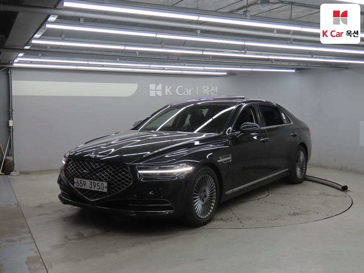 Genesis G90 - 1