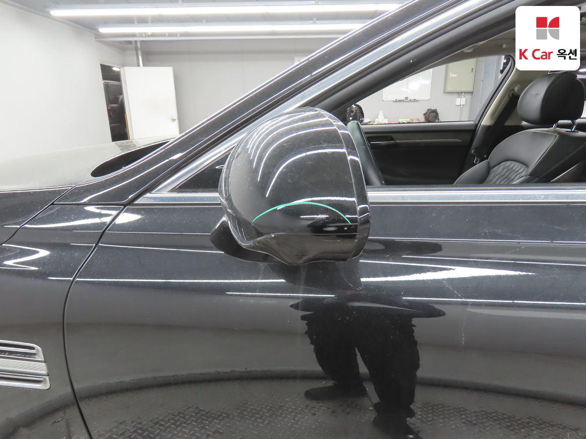 Genesis G90 - 39
