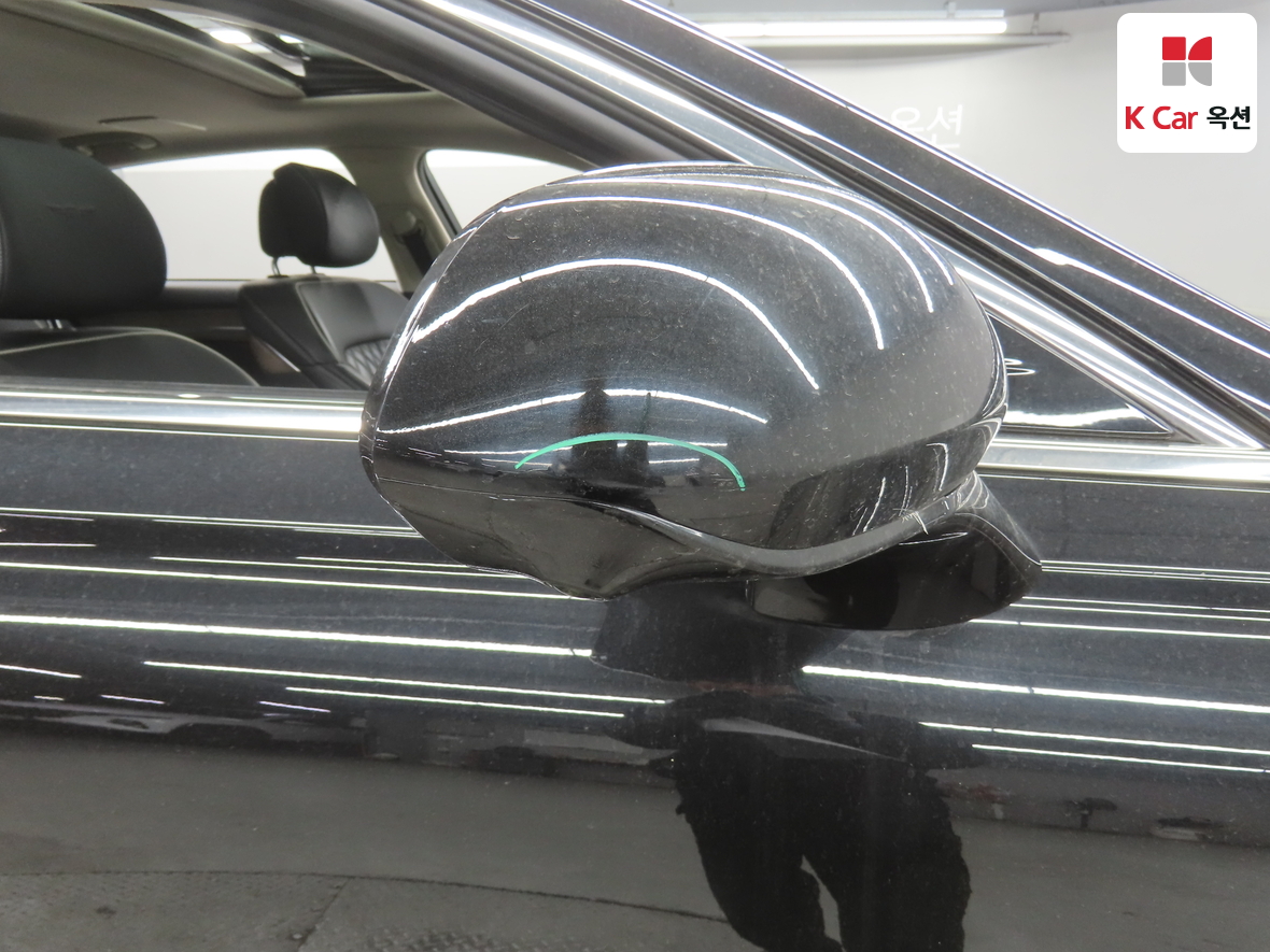 Genesis G90 - 43