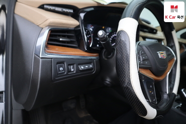 2018 - cadillac xt5