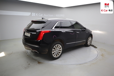 2018 - cadillac xt5