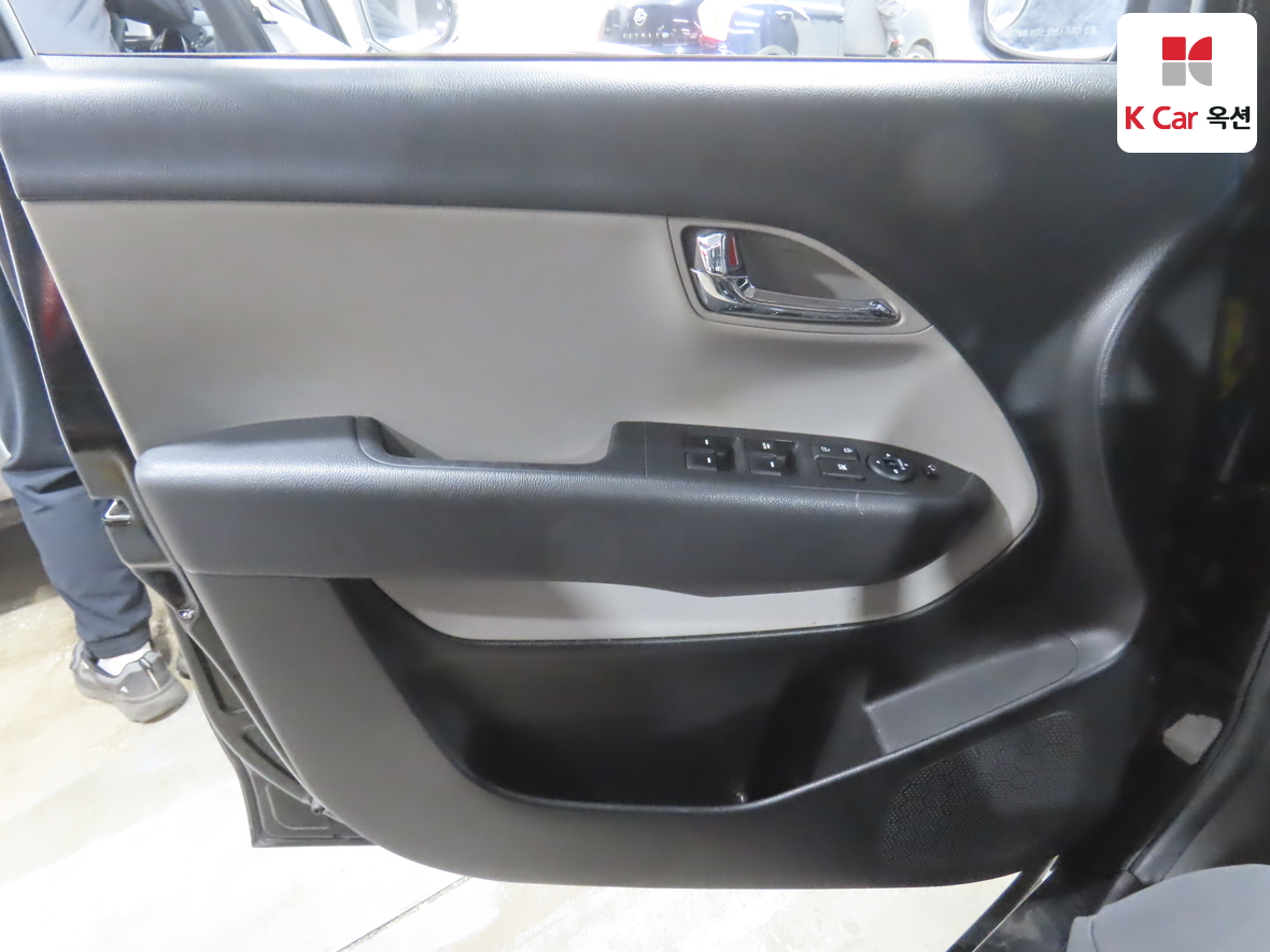 Kia Ray 2013 - Image 8