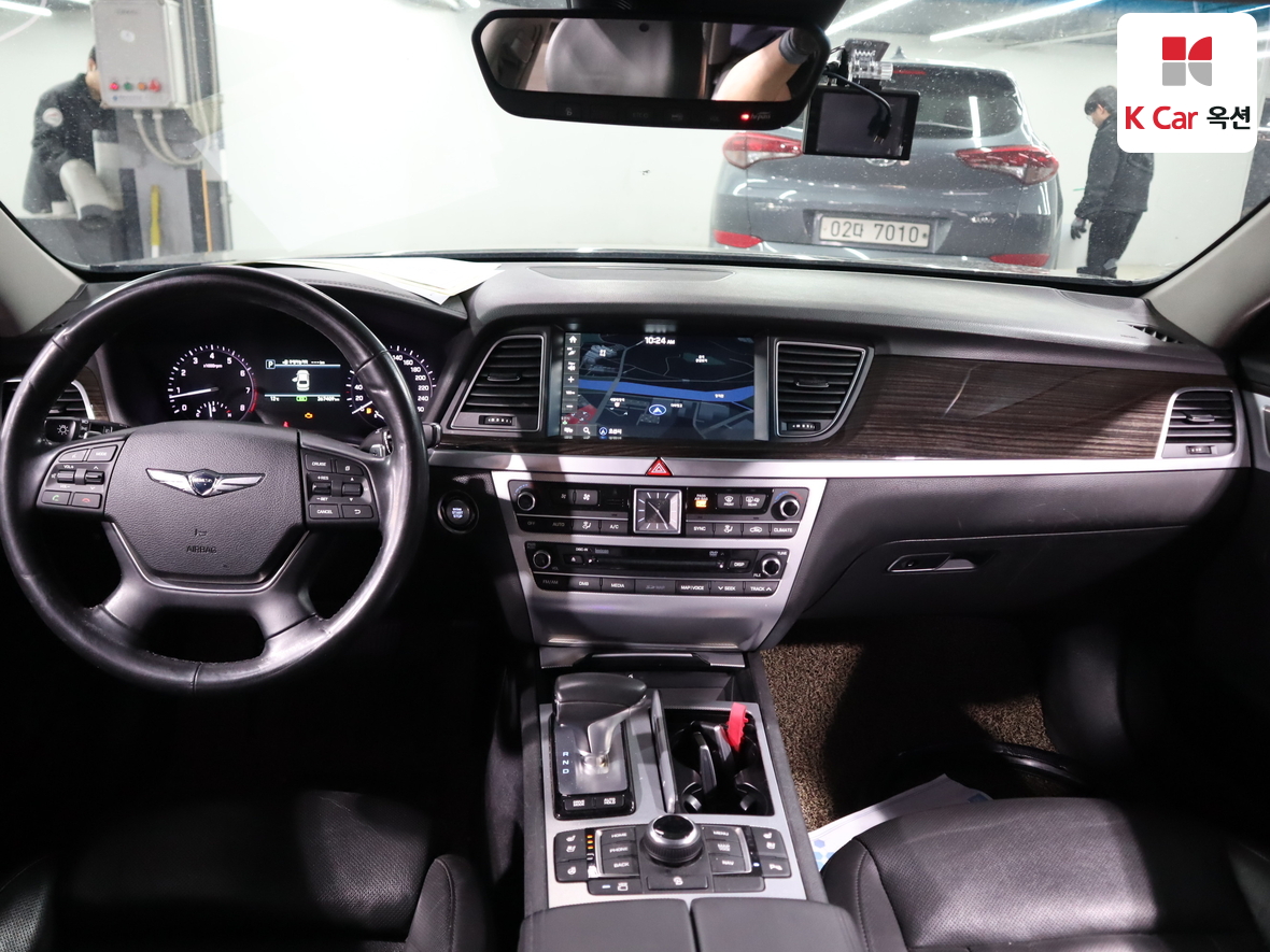 Genesis G80 - 3