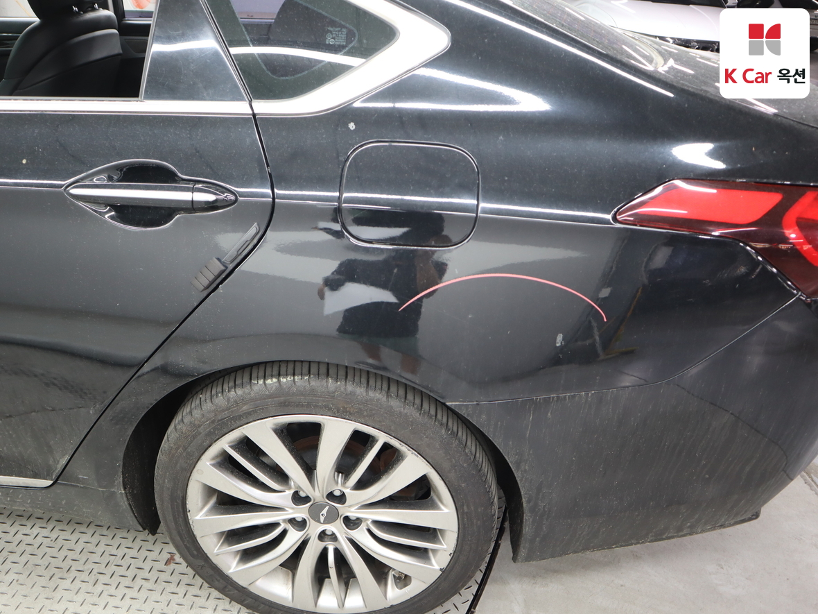 Genesis G80 - 38